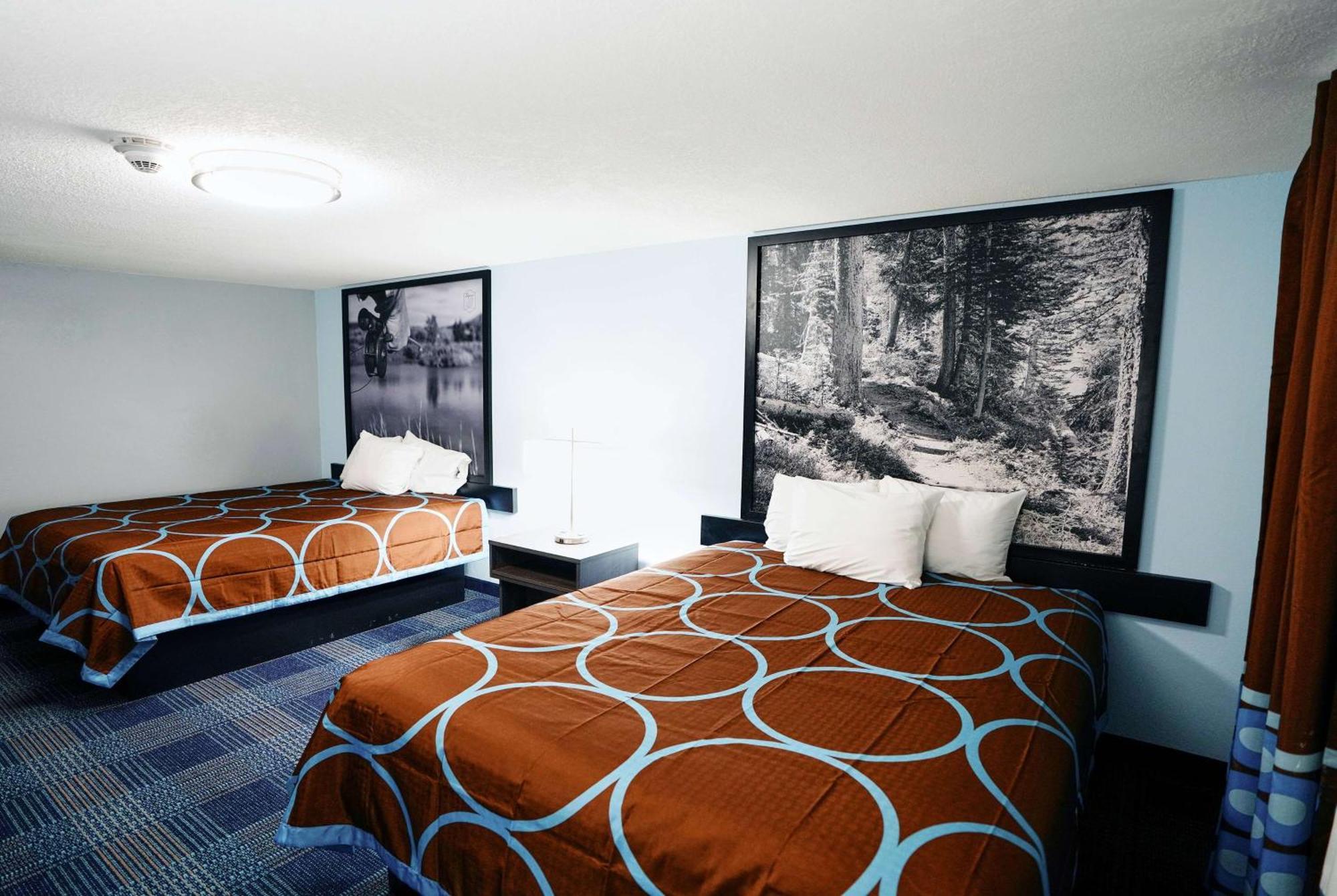Hotel Super 8 By Wyndham Pueblo Esterno foto