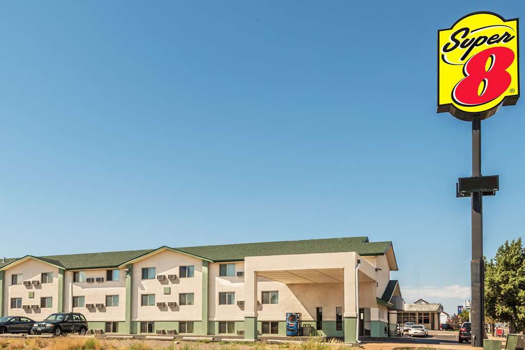 Hotel Super 8 By Wyndham Pueblo Esterno foto