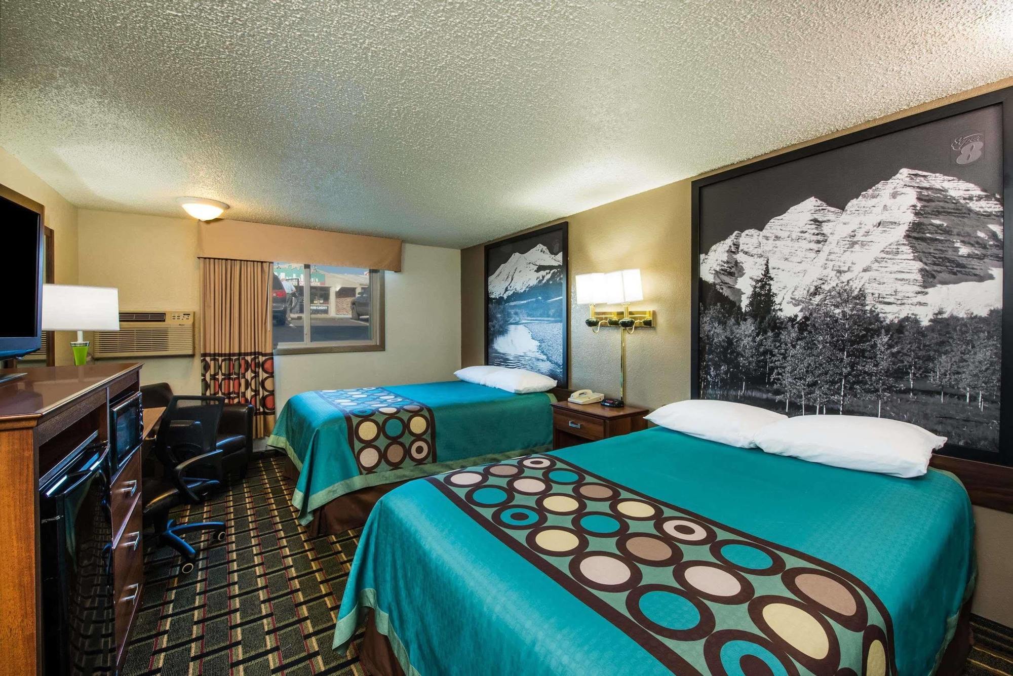 Hotel Super 8 By Wyndham Pueblo Esterno foto